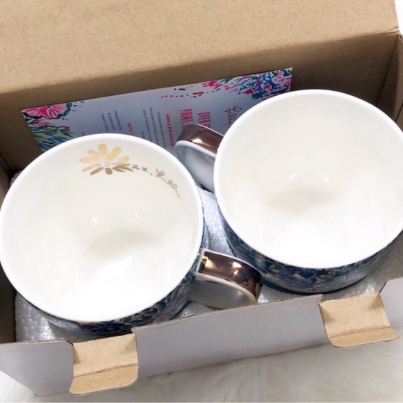 NEW Lilly Pulitzer floral ceramic mug set - Picture 9 of 10